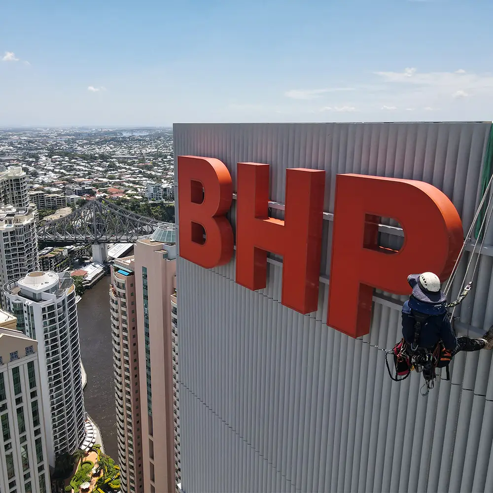 BHP-Sign-Installation