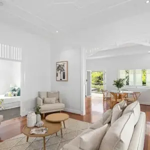 Coatings - Commercial and Residential painting by professionals you can trust 9 Modernise-your-Queenslander-with-a-professional-paint-finish-from-Fidato-