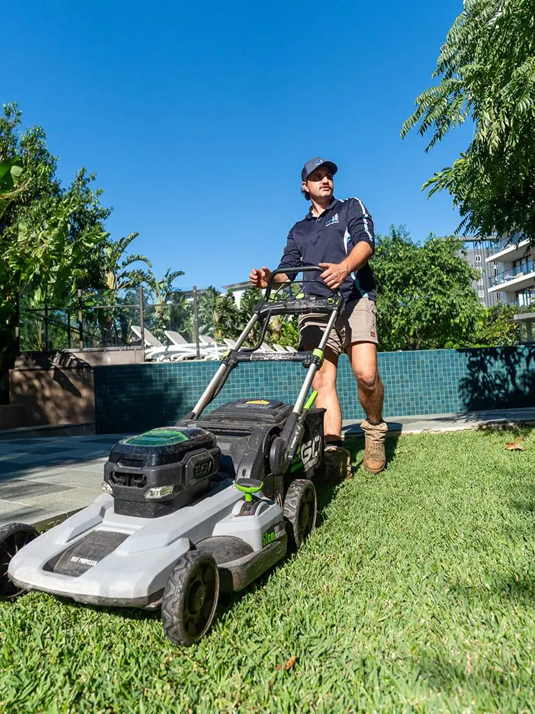 Liam-from-Fidato-Property-Maintenance-mowing-lawn